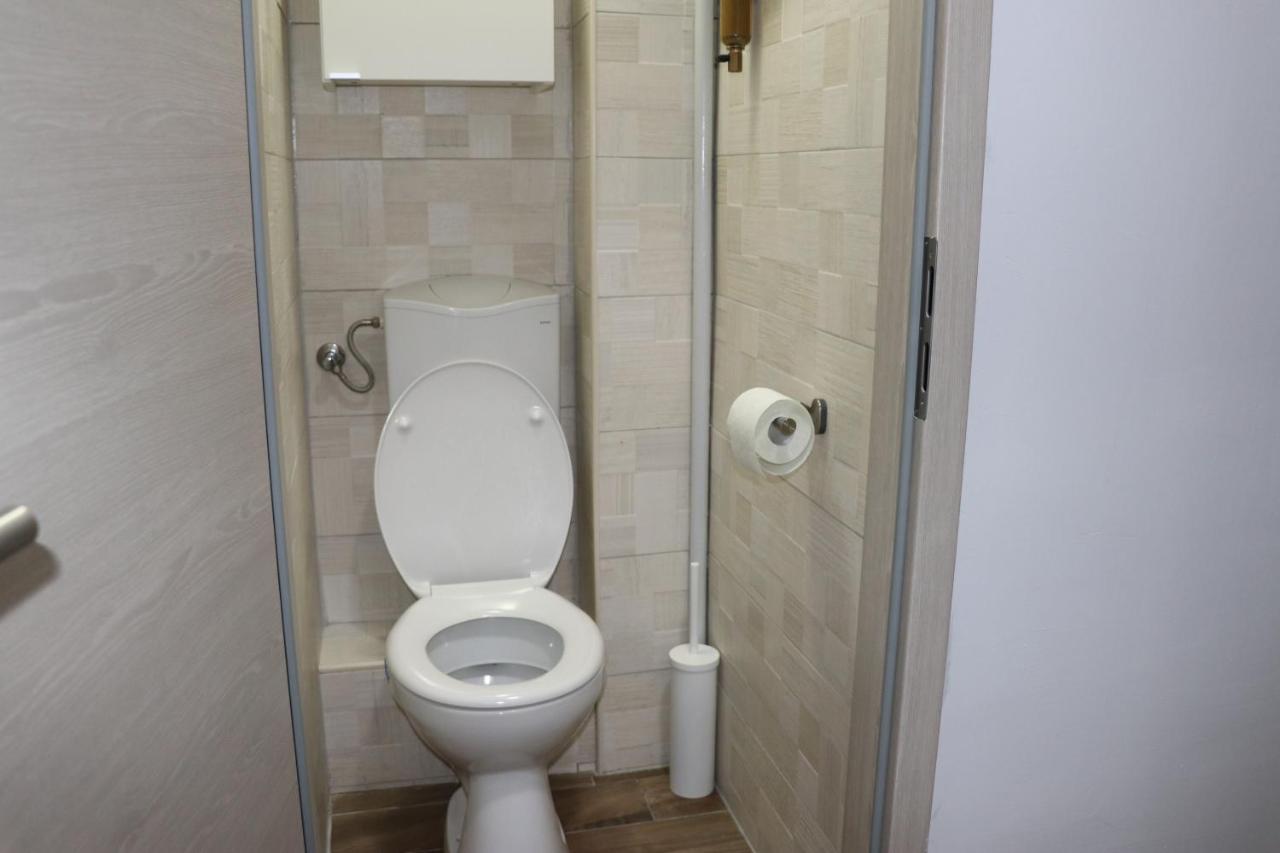 Petofi Apartman Apartment Сегед Екстериор снимка